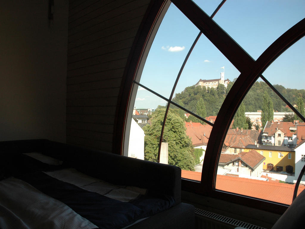 Apartma Ai